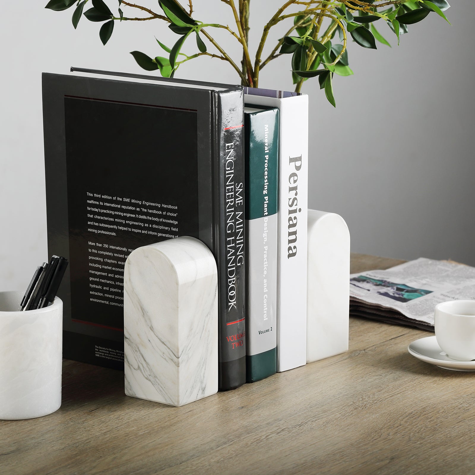 Triumphal Arch Bookends Medium - Marble (Bianco Carrara)