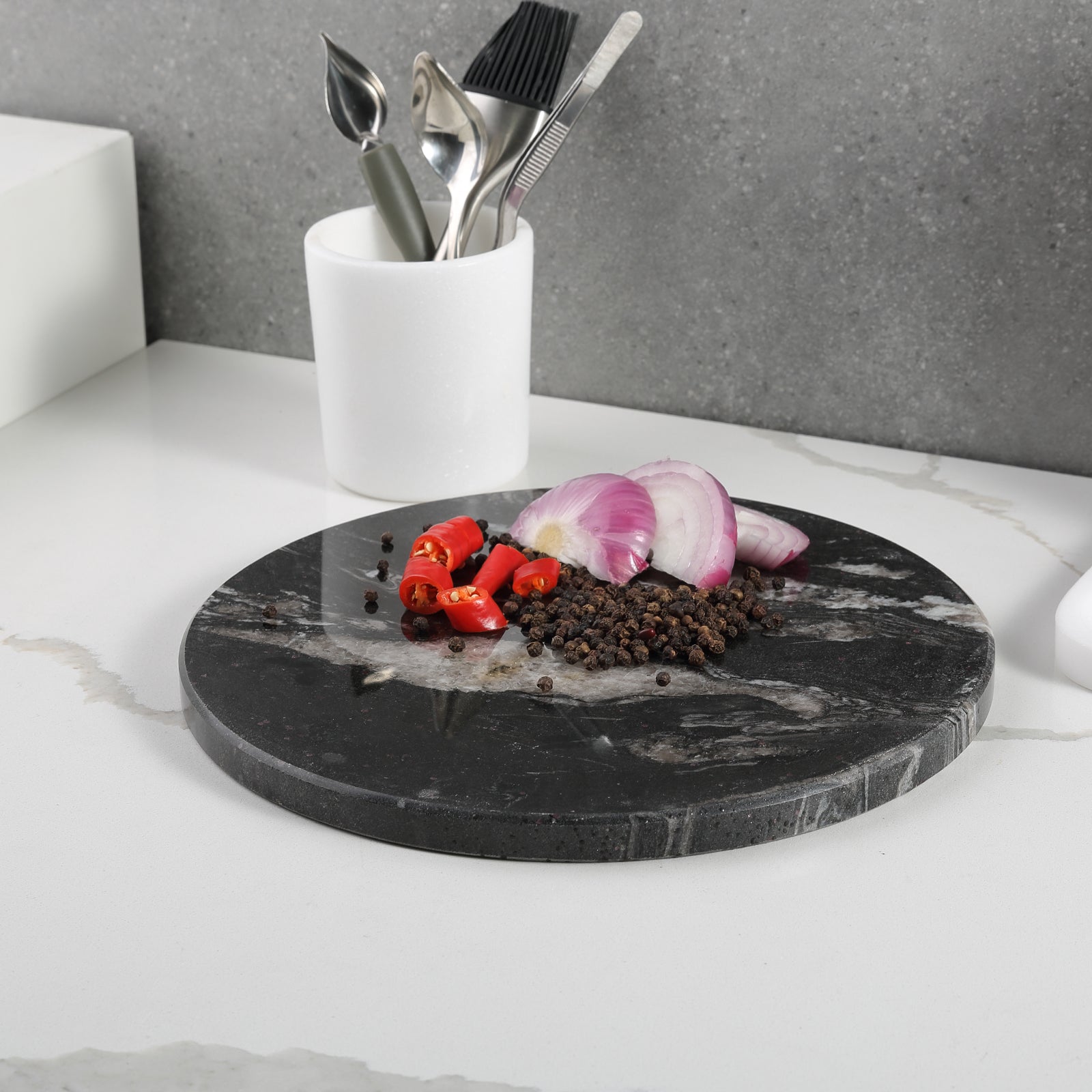 Round Pastry Board - Granite (Ocean Fantasy)