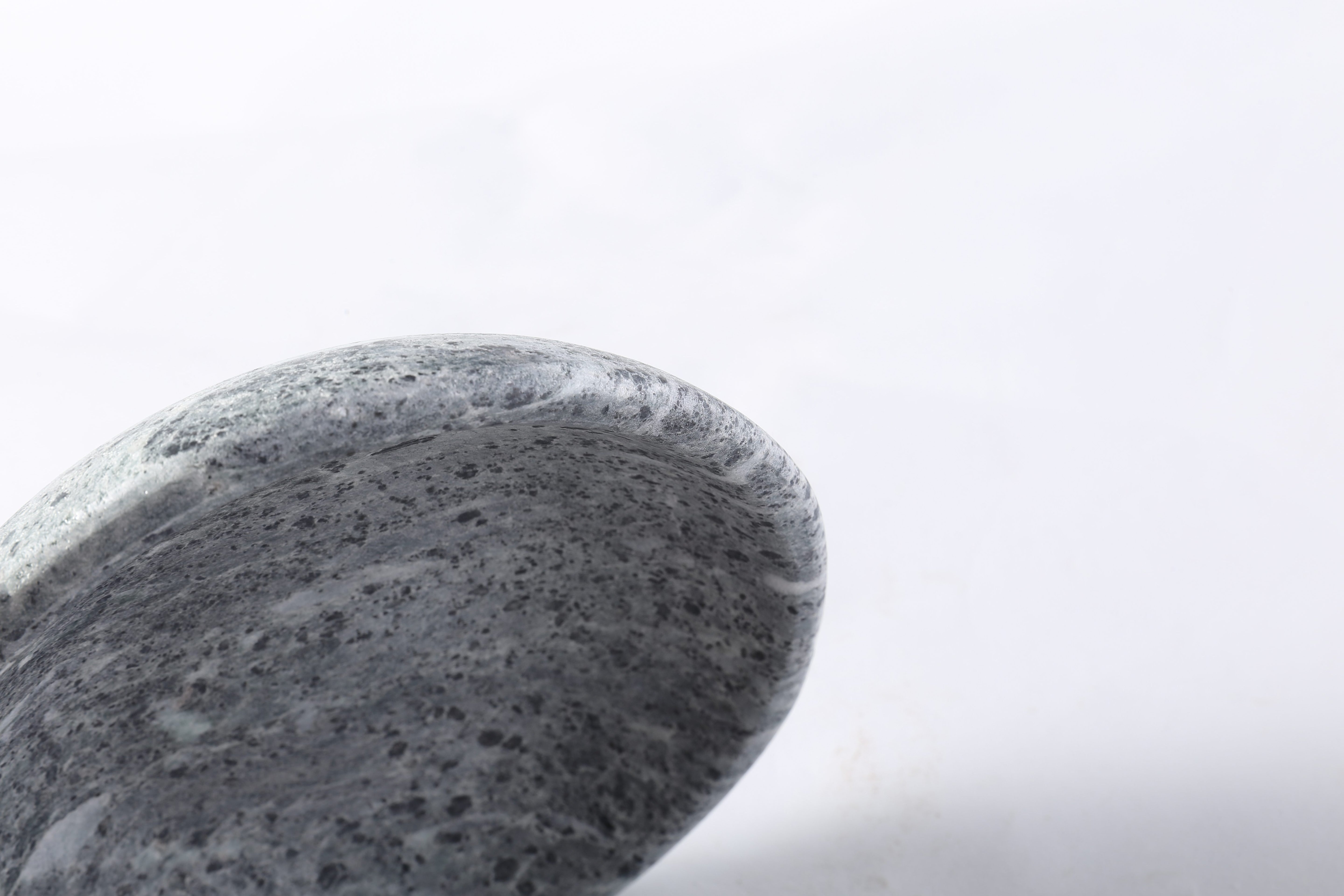 Koville Green Stone Incense Holders – Resonance with Nature