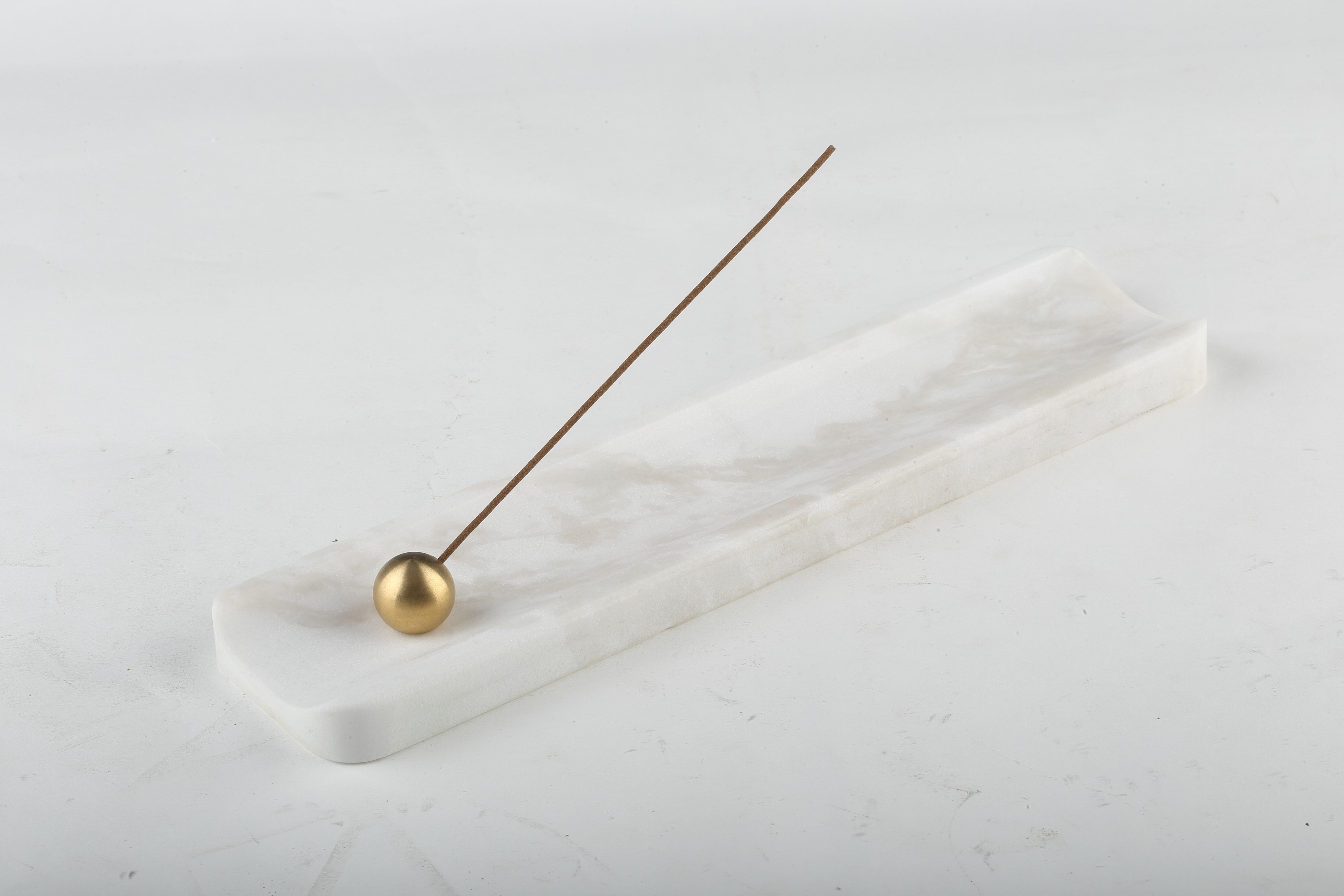 Koville White Incense Burners – A Ritual of Pure Light