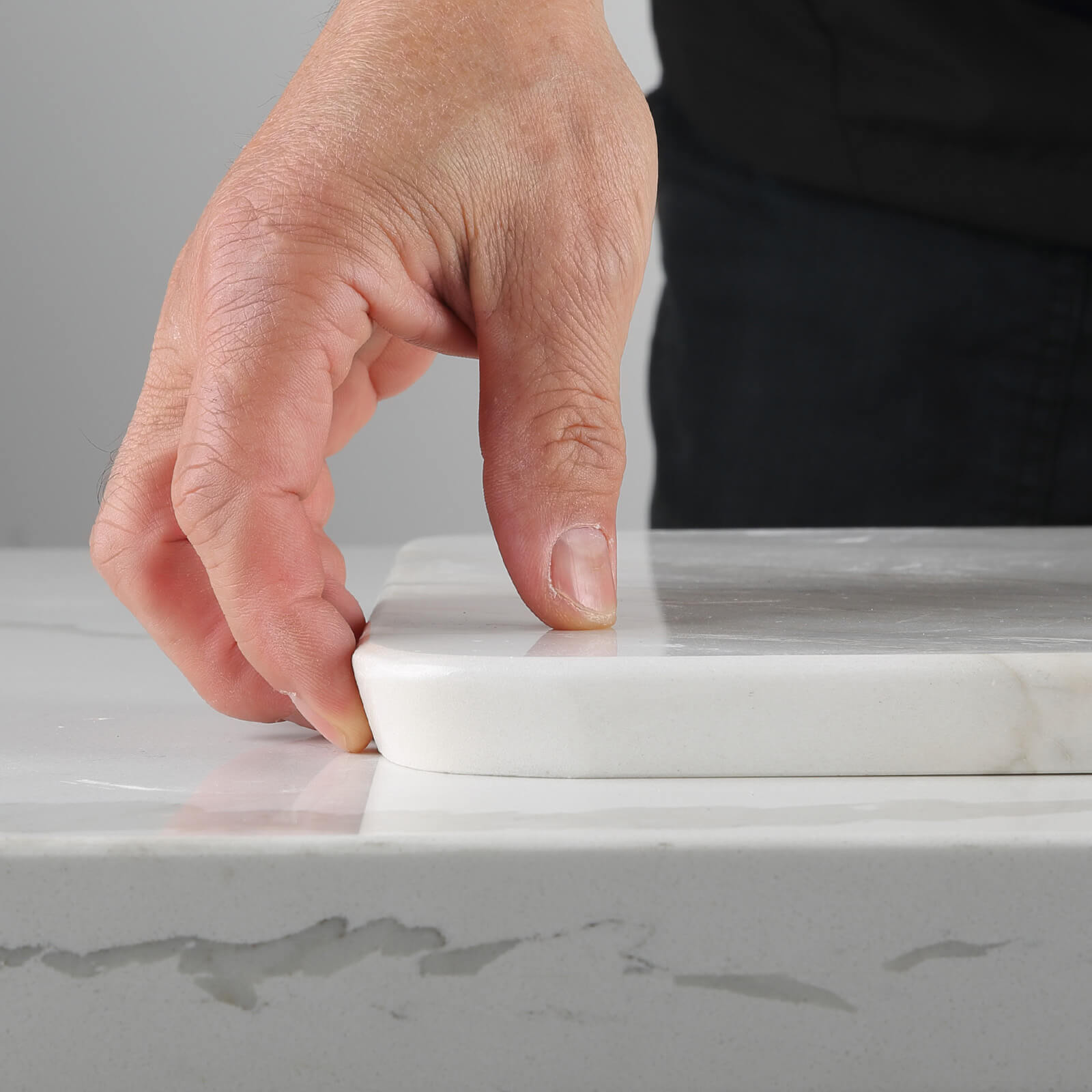 Cutting Board Medium - Marble (Arabescato)