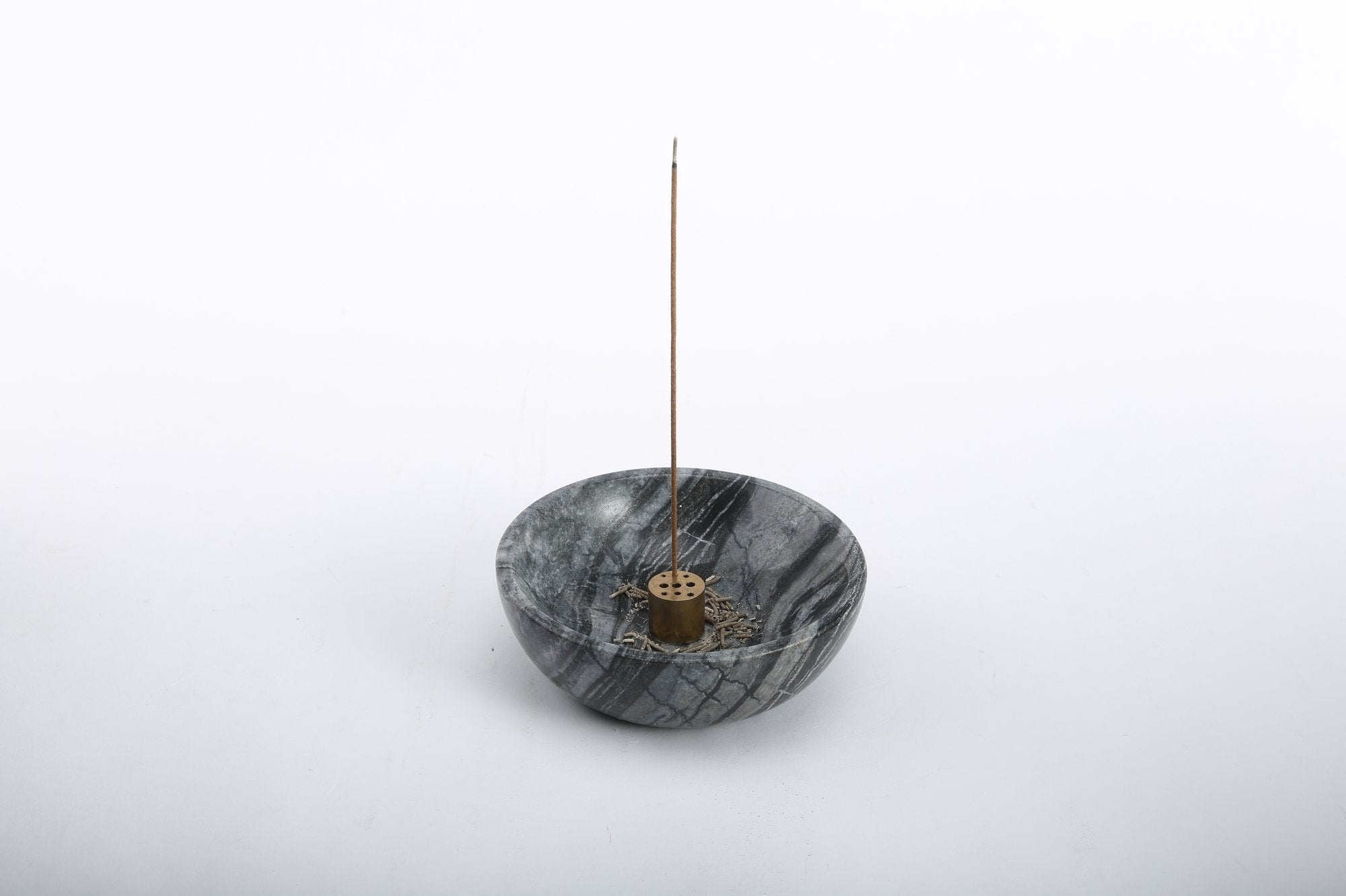 Koville natural marble incense holder pro d 130 t 45 in Wooden Black with burning incense stick