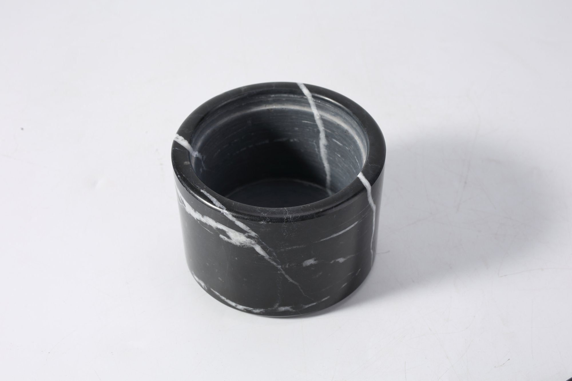 Koville natural marble spice cellar, Nero Marquina, 89 mm