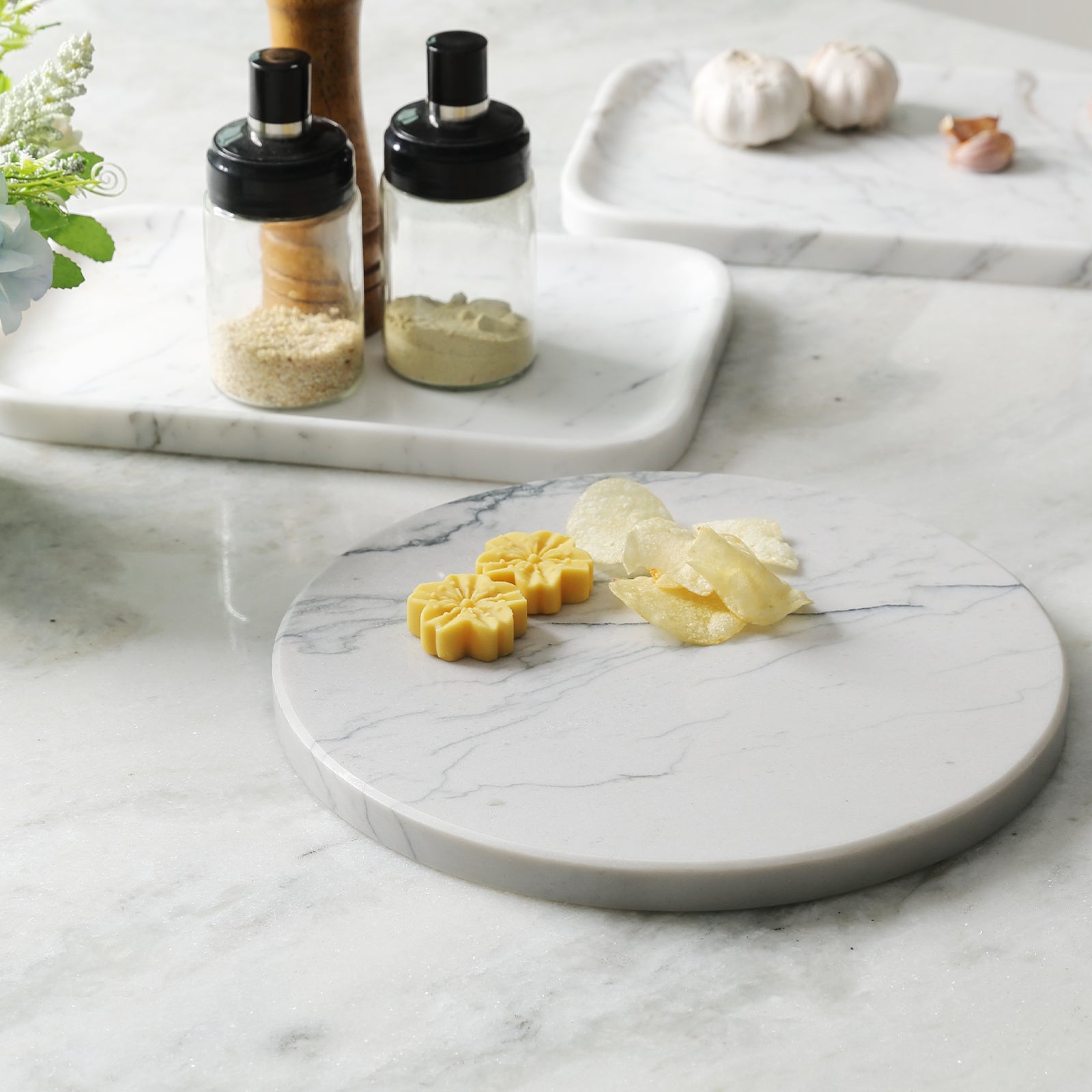 Koville round natural stone pastry board - Koville_Quartzite_Pastry_Board_-_round_D_280_Maldivi_3.jpg
