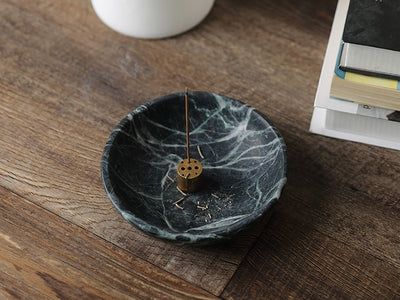 Koville Green Incense Holder (5.8 × 5.8 × 1.4 in) – A Natural Sense of Calm