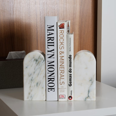 Koville White Triumphal Arch Bookends Medium – Illuminating Elegant Spaces · Natural Pattern D