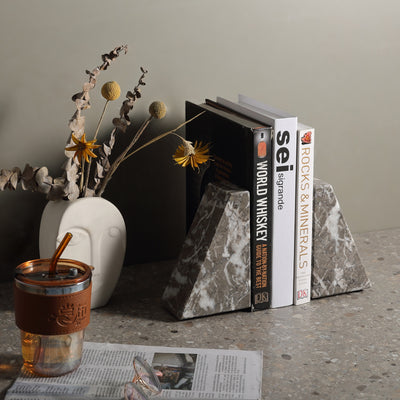 Koville Gray Trapezoid Bookend – The Balance of Stillness and Order