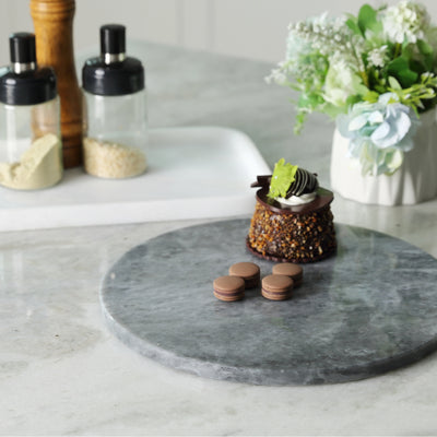 Koville Gray Round Pastry Board (10.9 × 10.9 × 0.6 in) – The Balance of Stillness and Order