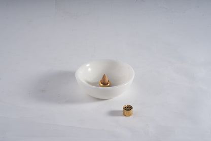 Koville White Incense Holders – Illuminating Elegant Spaces