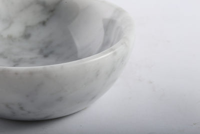 Koville White Incense Holders – Illuminating Elegant Spaces