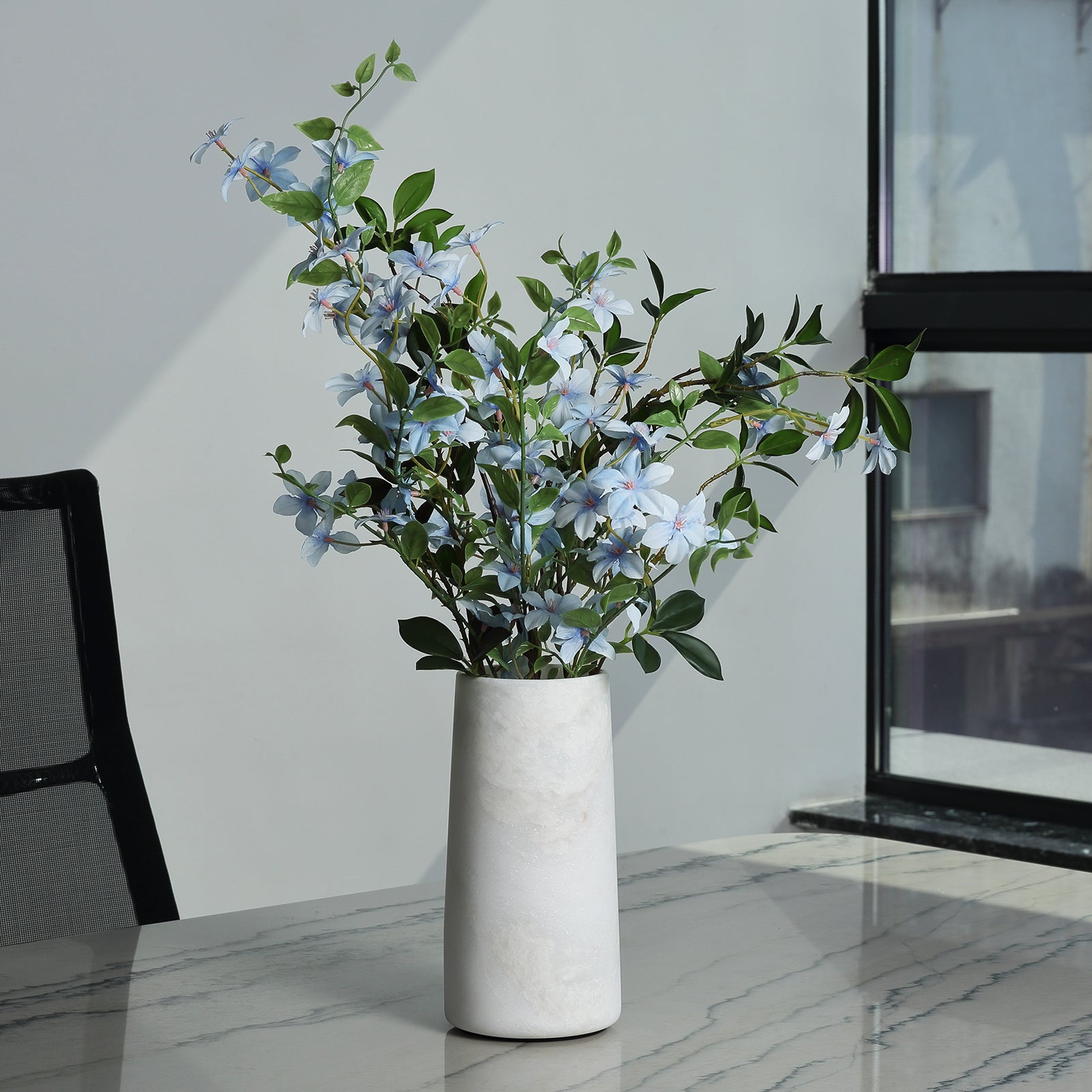 Koville Natural Stone Round Pen Holder in Namib Bianco, product view 1