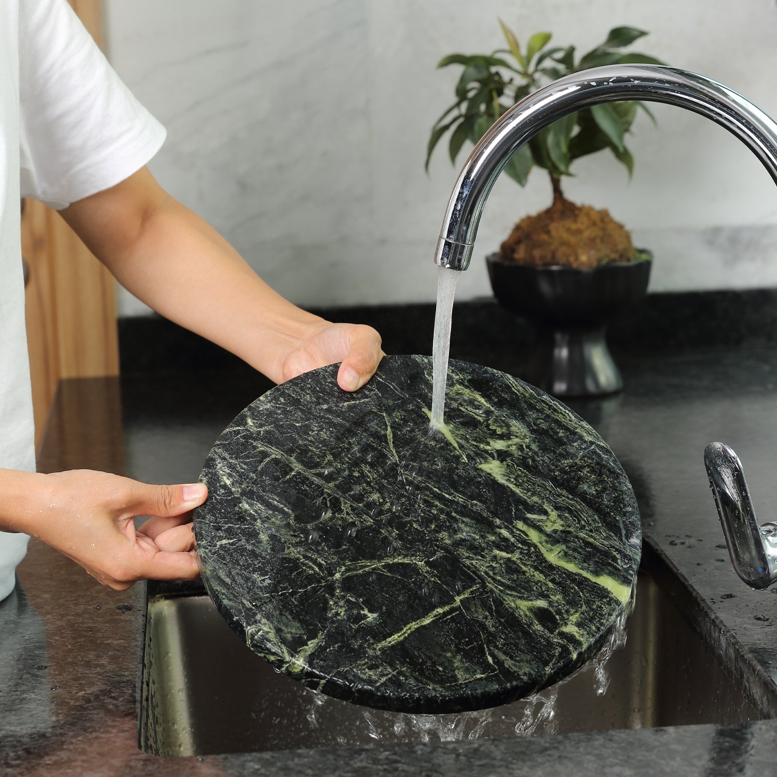 Koville round natural stone pastry board - Koville_Marble_Pastry_Board_-_round_D_280_Indian_Green_22.jpg