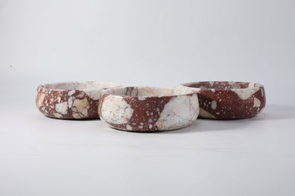 Koville natural stone pet bowl in New Calacatta Viola
