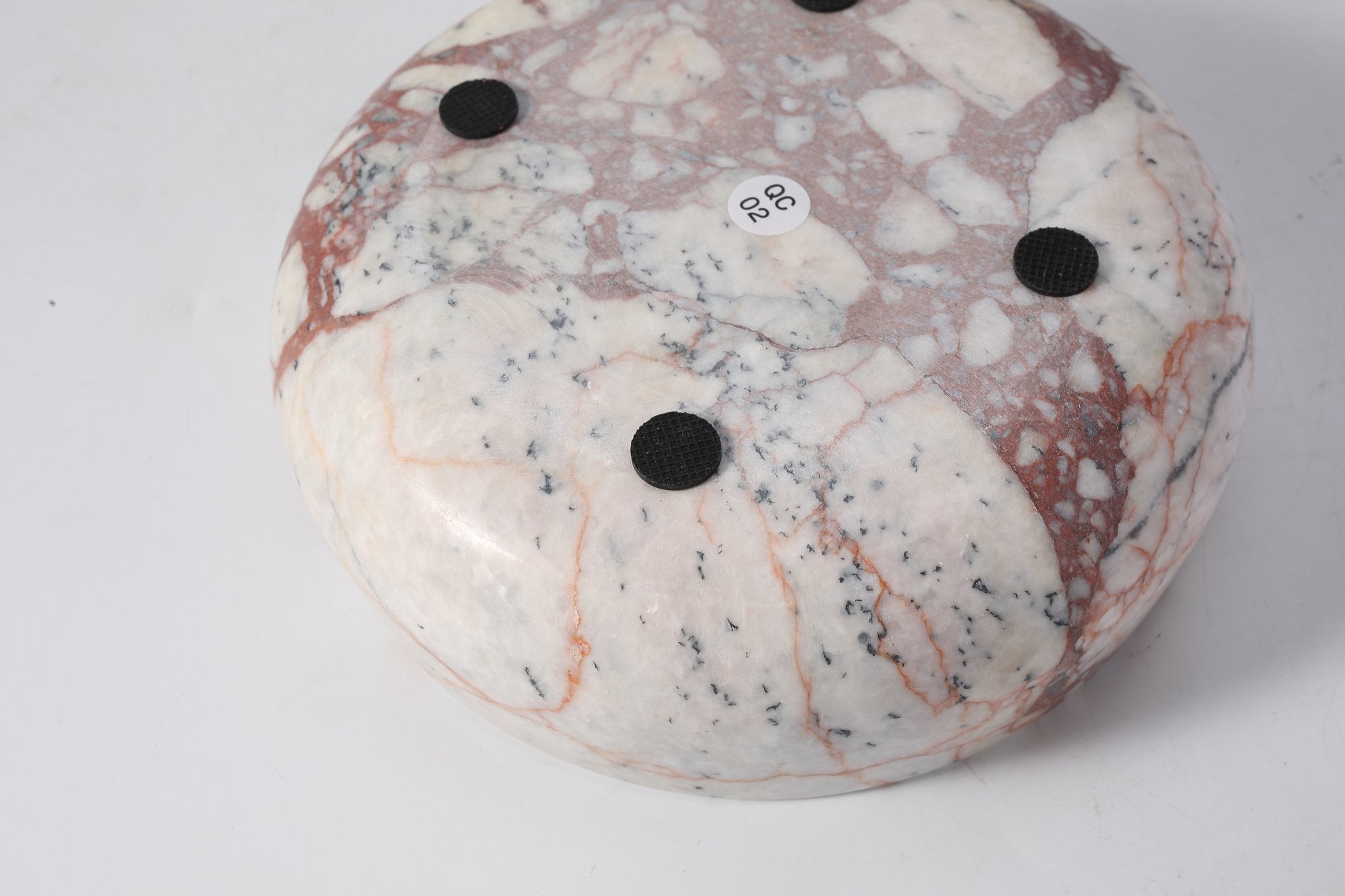Koville natural stone pet bowl in New Calacatta Viola
