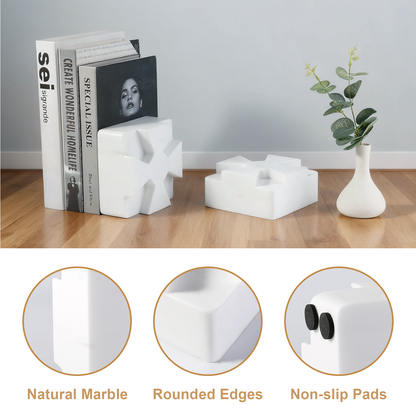 Koville natural stone square bookend in Volakas - stone surface detail