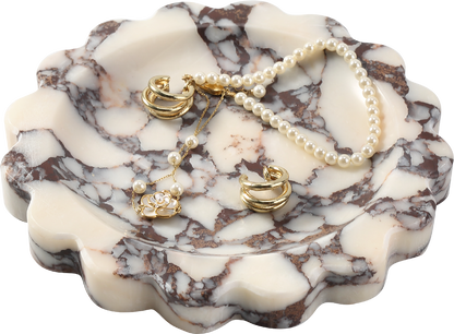 Koville natural stone wavy edge storage tray in Calacatta Viola - design detail