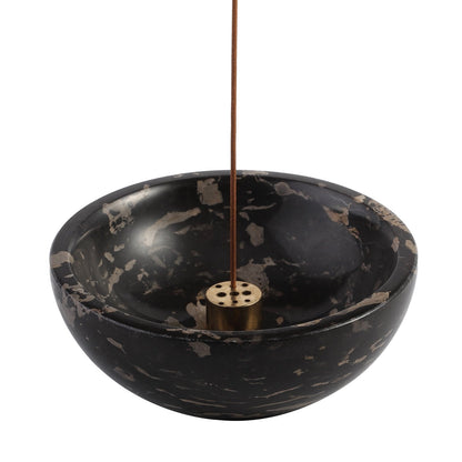 Koville natural marble incense holder pro d 130 t 45 in Meteorus with burning incense stick