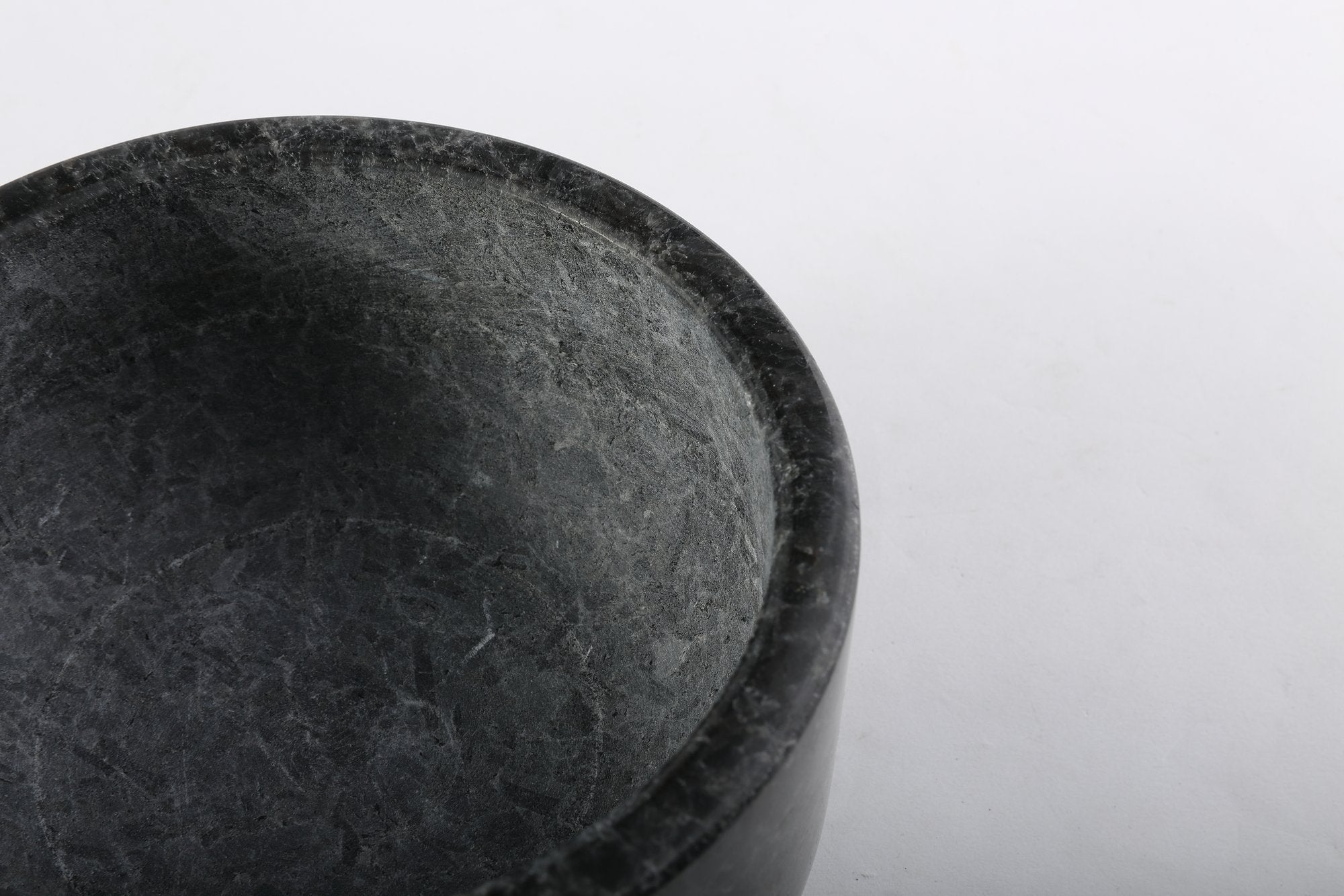 Koville natural marble mortar and pestle, smooth surface, D=160 mm, Angola Silver Black